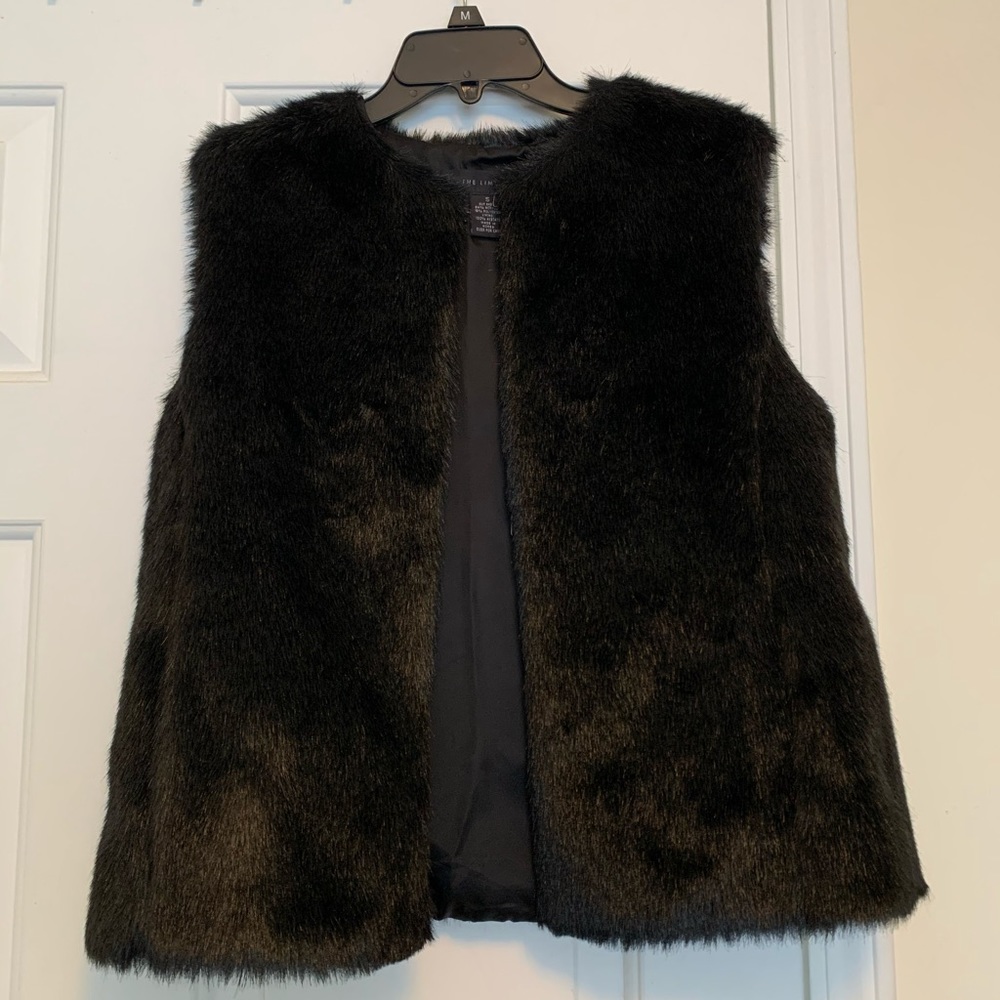 Black Fur Vest, very good quality